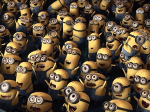 Cartoons_Minions_a_huge_crowd_051623_29